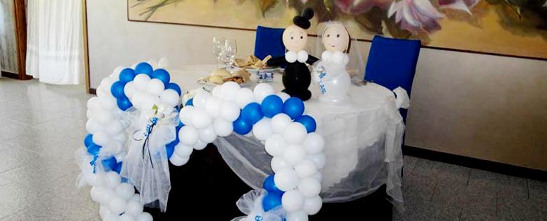 Il Punto Esclamativo - Allestimento con palloncini
