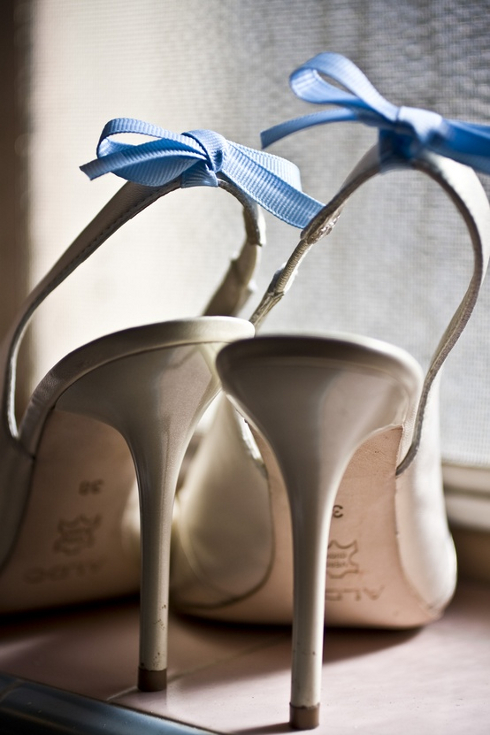 scarpe-sposa-nastro-blu.jpg