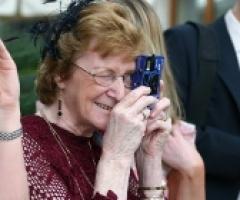 Fai pubblicare dai tuoi amici i video del tuo matrimonio sul Wed Site