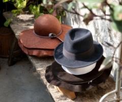 Cappelli artigianali per la cerimonia di nozze