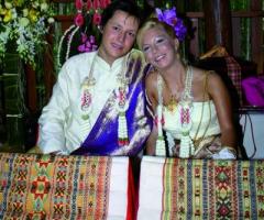 Cerimonia di matrimonio con abito tradizionale