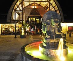 Entrata con fontana della location di nozze