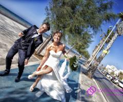 Foto degli sposi felici