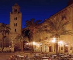 Esterno con vista sul Duomo presso la location per ricevimento di matrimonio Palazzo Maria