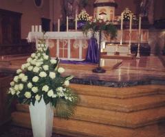 Matrimonio con rose e lisanthum.
 - L'angolo Fiorito