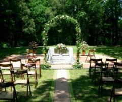 Cerimonia di nozze civile in giardino