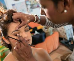 Preparativi sposa trucco