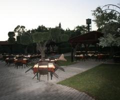 Ricevimenti Orchidea Malibuù - I tavoli all'aperto