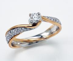 Biffi Gioielli - Anello bicolore con brillantini