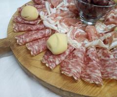 Da Valentino Ristorantino Agricolo - Antipasti di produzione propria