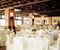 Mise en place elegante per il matrimonio