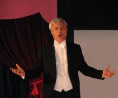 Il tenore Antonio de Asmundis - Duo Emozioni & Musica