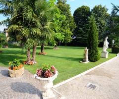 Parco della villa per matrimoni