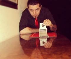 Clap - Prestigiatore e illusionista - Il Mago Clap con le sue carte