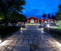Torre Giulia - Viale d'ingresso della villa per matrimoni