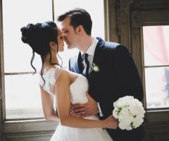 Sposi che si baciano - Matrimonio Civile