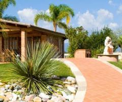 Ingresso alla location di matrimonio