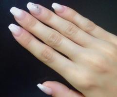 Makeup Serenella - Ricostruzione unghie French Boomer