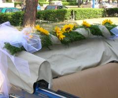 Il Maggiolone di Maurizio - La sposa Adriana  ha deciso per i girasoli (Scandicci)
