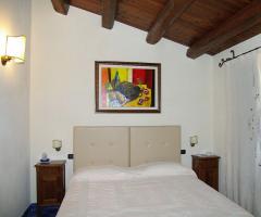 Camera da letto per prima notte di nozze presso l'agriturismo Turismo Rurale Cefalù