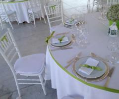 Allestimento di un matrimonio in bianco e verde curato da CG