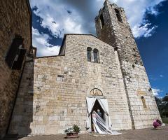 Primo Piano Colle - Il momento dell'ingresso sposa in chiesa