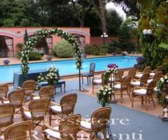 Cerimonia civile a bordo piscina