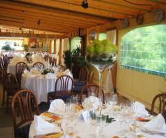 Sala country chic per il ricevimento di nozze