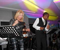 Musica e intrattenimento a cura di Orlando Johnson & i Barrio