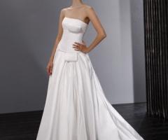 Abito da sposa senza spalline