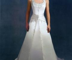 Vestito da sposa per le nozze a Roma