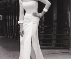 Abito da sposa con coprispalle elegante - Valentini Spose