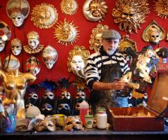 Maschere veneziane come bomboniere di matrimonio