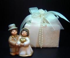 Bomboniere sposi Thun e scatola per i confetti