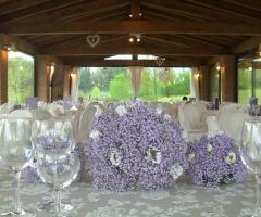 Ricevimento di matrimonio in lilla