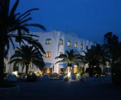 L'Hotel Azzolini di sera