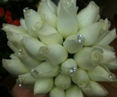 Bouquet di rose in boccio - Fioridea di Becucci Claudia