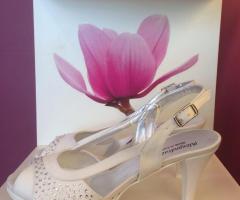 Scarpa sposa spuntata con Swarosky tacco 5 - € 99
