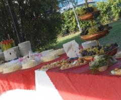 Frutta e dolci per il matrimonio