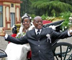 Gli sposi sulla carrozza