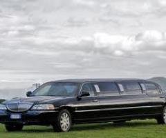 Palermo Tranfer Limousine - Limousine nera