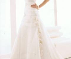 Originale abito da sposa dell'Atelier Lindera Spose