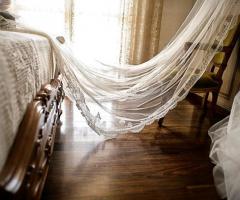 Un dettaglio della sposa catturato da Alessio Franchi