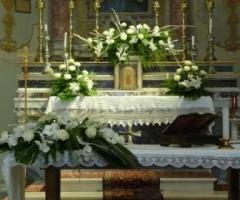 Addobbo floreale chiesa