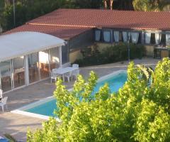 Valle Dorata - veduta piscina e ristorante