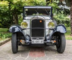 Deluxe International - L'auto d'epoca per un matrimonio indimenticabile