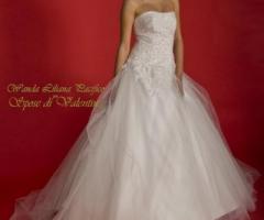 Abito da sposa con gonna in tulle