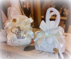 Sacchettino portachiavi a farfalla e sacchetto con gessi profumati - Alessandra Creazioni - Campi Bisenzio