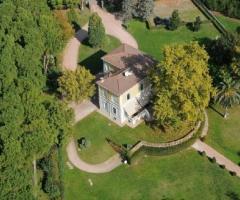 Villa Centurini - Villa con sale ricevimenti per matrimoni a Terni