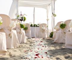 Cerimonia con rito simbolico in spiaggia - WishVersilia